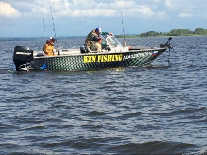 Флот базы KZN FISHING состоит из удобных и надежных лодок и катеров.
